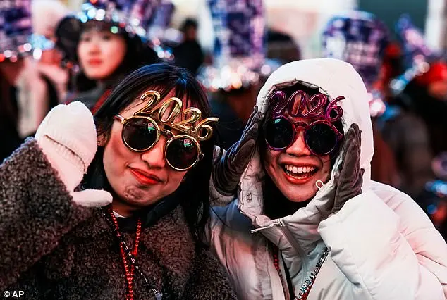 A Night of Tradition and Trend: 'It's All About the Vibes' Says Celebrant at Times Square's 2026 Countdown