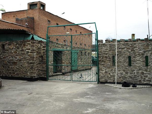 Alarming Account of Systemic Torture in Russian Detention Facilities Targeting Ukrainian POWs and Civilians