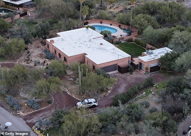 Bloody Glove Discovered Near Nancy Guthrie's Home on 20th Day of Search; Couple Alerts FBI