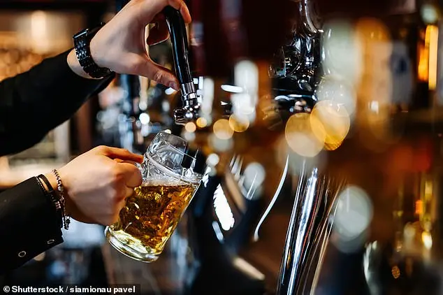 Britain's Pub Industry on Verge of Collapse as Dry January Intensifies Crisis, Data Shows