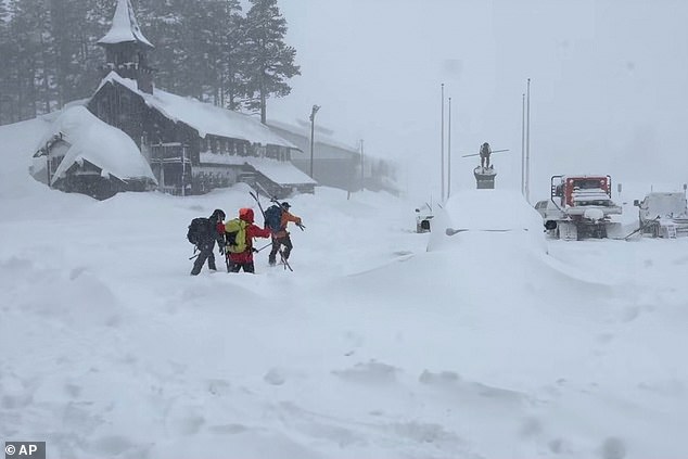 Castle Peak Avalanche: Nine Missing, Six Rescued as Mountain's Legacy of Danger Resurfaces
