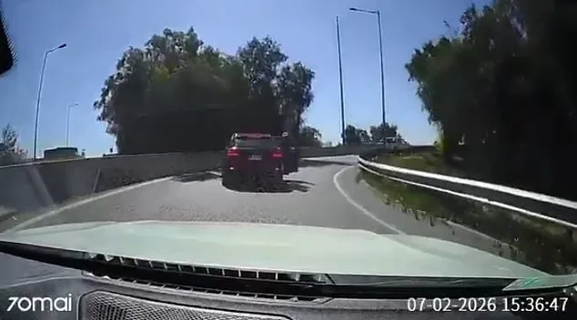 Chilean Motorist's Courageous Stand Against Armed Robber on Highway Sparks Nationwide Dialogue