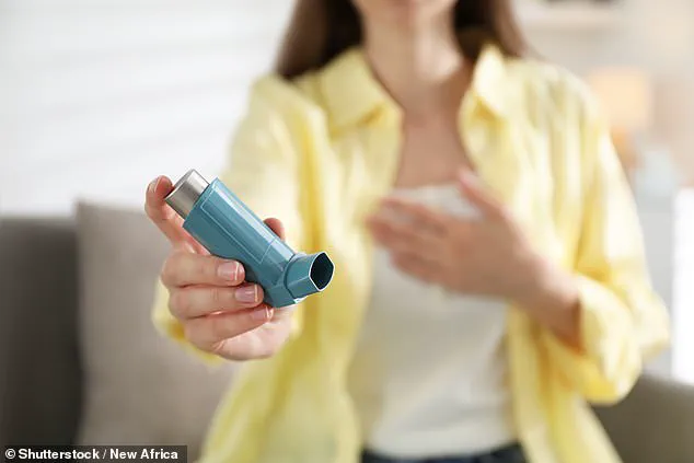 Chronic Cold Hands: A Hidden Health Warning Linked to Thyroid Disorders and Raynaud's Disease