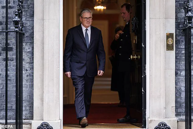 Controversial Chagos Agreement Pits UK Against US and Own Party, Fueling Public Debate on Foreign Policy