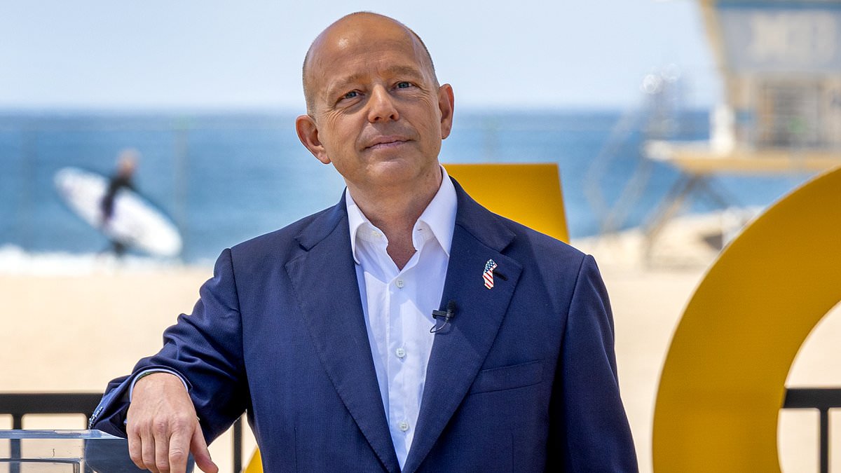 Democratic Stronghold Faces Unlikely GOP Challenge: Steve Hilton Surges in California Governor's Race