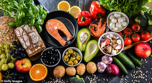 Dr. Spencer Nadolsky Challenges Conventional Wisdom: A Flexible Approach to Weight Loss Without Food Restrictions