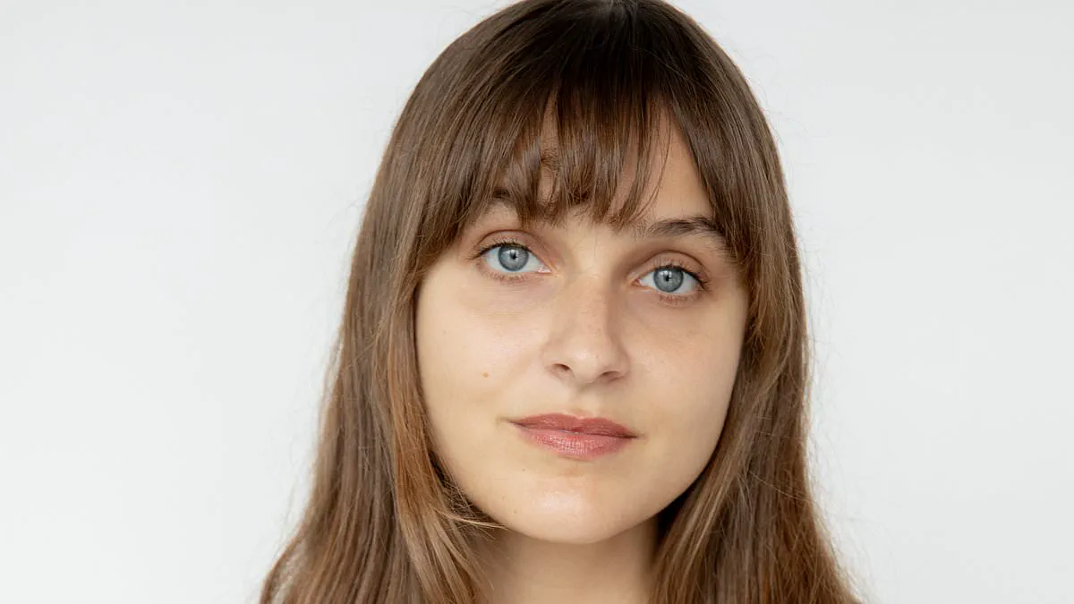 From Chaos to Clarity: A Woman's Journey Through Bipolar Disorder and the Struggle for Recovery