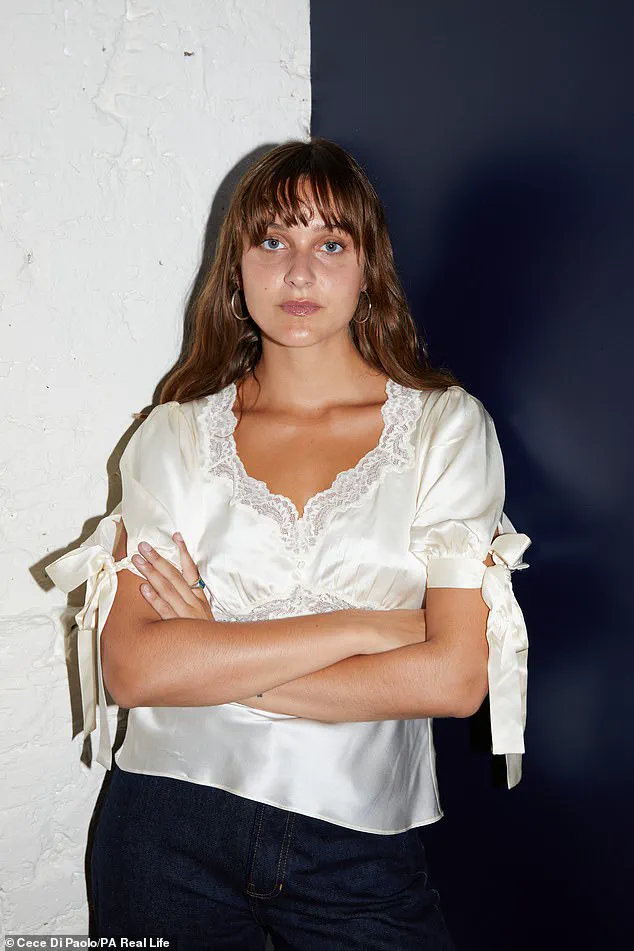 From Chaos to Clarity: A Woman's Journey Through Bipolar Disorder and the Struggle for Recovery