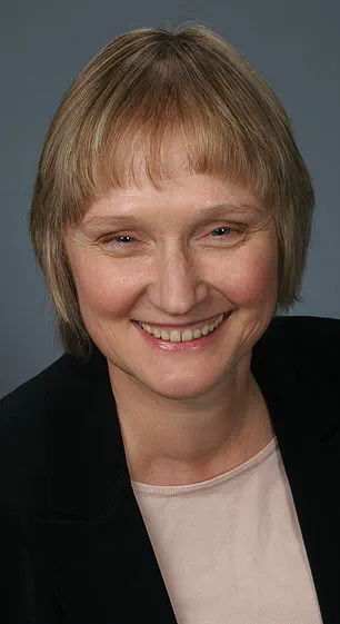 Gamechanging Lotion Boosts Hair Growth by 500% in Six Months for Male Pattern Baldness