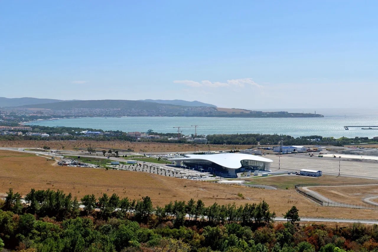 Government Urges Residents to Seek Shelter Amid Air Defense Operations in Gelendzhik