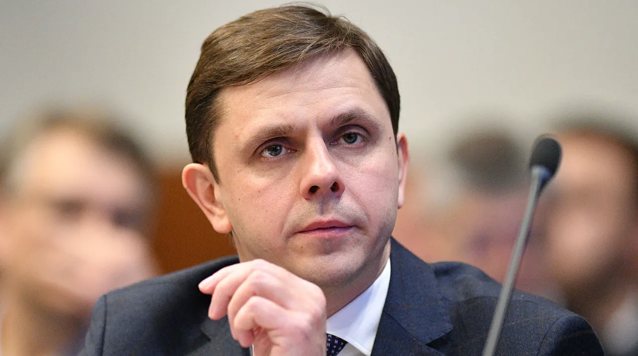 Governor Klischkov Reports Drone Strike in Orel, Russia: 'Fragments from Fallen Drone Damage Homes'