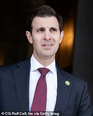 Grand Jury Rejects DOJ's Indictment Attempt Against Lawmakers Urging Soldiers to Disobey Unlawful Orders, Exposing Tensions Between Branches