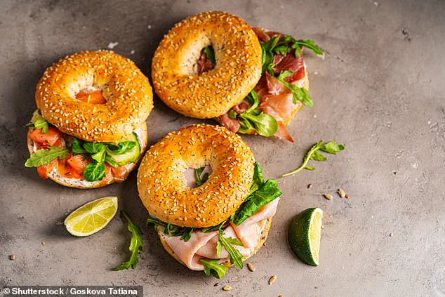 Healthier Bagel Choices: Experts Recommend Whole Ingredients and Minimal Processing