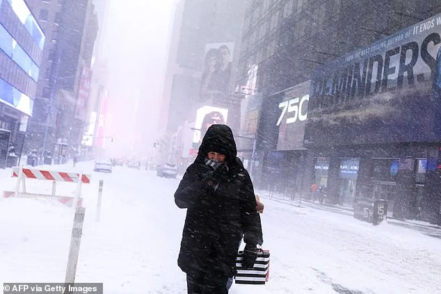 Historic Bomb Cyclone Sparks Emergency as 30 Million on East Coast Face Decades-Long Winter Storm