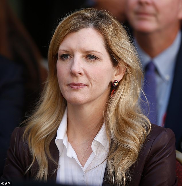 Icy Email Unravels Affair and Resignation: Complex Deception Behind the Scenes