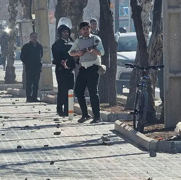 Iranian Protests Enter Fifth Day as Crackdown Escalates, Six Killed