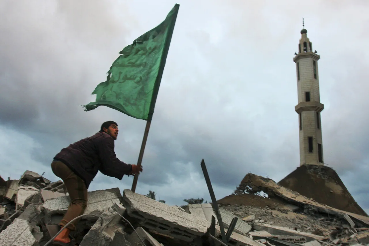 Israeli Report: Hamas Leader Likely Survived Doha Strike, Contradicting Earlier Claims and Raising Diplomatic Concerns