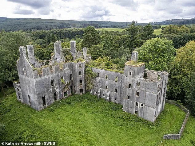 Kenmure Castle: Centuries-Old Relic of Scottish History and the Gordon Legacy