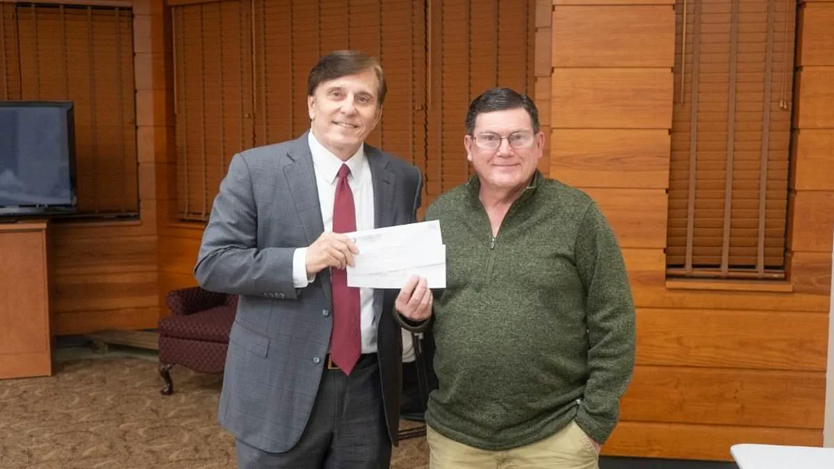 Louisiana Man Receives Record $320,000 Unclaimed Property Check in Historic Handover