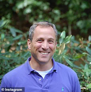 Meteorologist Sparks Debate Over New York City's Alleged Decade-Long Snowstorm Cycle as Winter Storm Fern Approaches