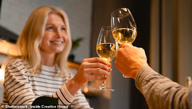 Moderate Alcohol Consumption Tied to Higher Bowel Cancer Risk, Experts Warn