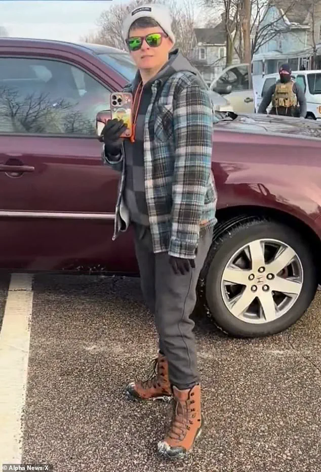 Mother of Three Critically Injured in ICE Confrontation in Minneapolis, Reigniting Debate on Lethal Force Use