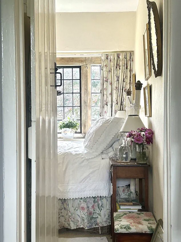 Owner Describes 'Unnatural Behavior' as Lettice's Haunting Acts Begin in Cotswolds Rental