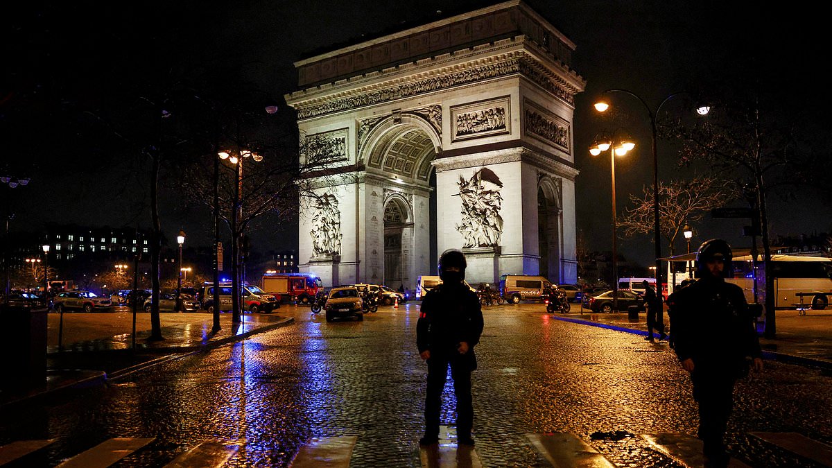 Paris Man Shot Near Arc de Triomphe After Alleged Attack on Officer, Suspect Critical
