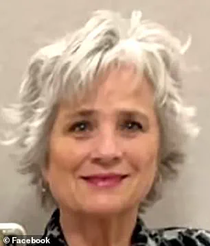 Passenger Creates Meal Using Airplane Tray Table During Five-Hour Flight