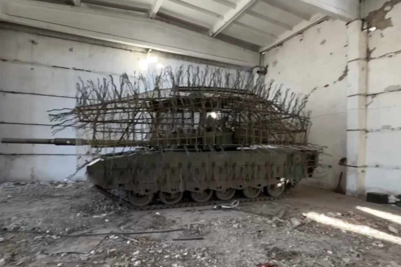 Russia Enhances T-80BVM Tank Survivability with Dome-Like Structure and Metal Rope Defense System