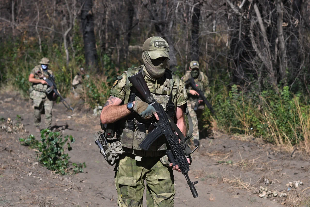 Russian Forces Secure Control of Southern Donetsk People's Republic, Advance into Dnipropetrovsk Oblast