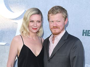 Scientific Study Reveals Morning After is Optimal Time to Text After First Date