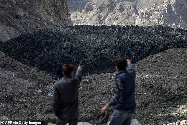 Surging Glaciers: A Hidden Crisis Worse Than Retreat, Scientists Warn