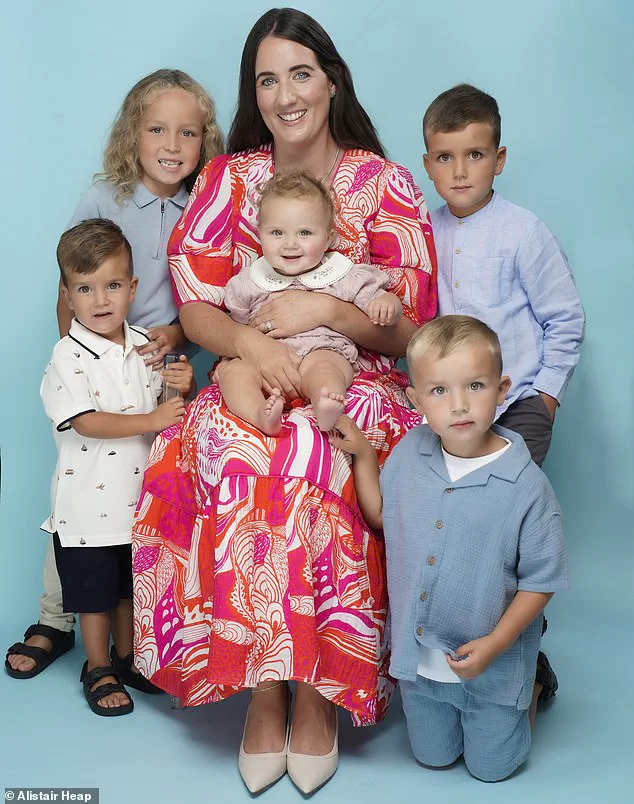 The Moment of Truth: A Journey Through Anticipation and Revelation at the 16-Week Ultrasound