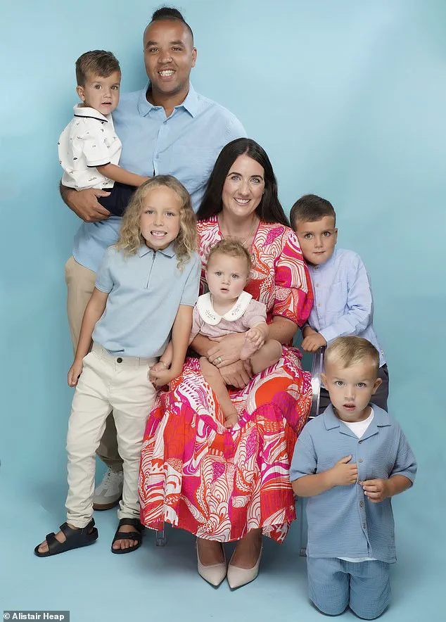 The Moment of Truth: A Journey Through Anticipation and Revelation at the 16-Week Ultrasound