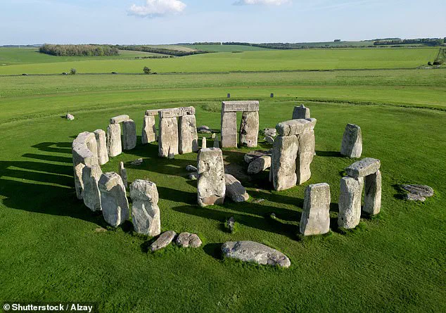 Tiny Grains of Sand Aid in Resolving Stonehenge's 5,000-Year-Old Mystery, New Study Indicates