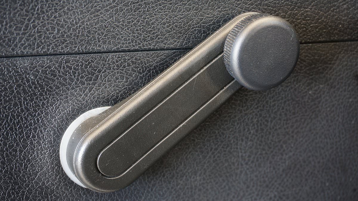 Touchscreens Over T-bars: Gen Z's Lack of Mechanical Car Knowledge