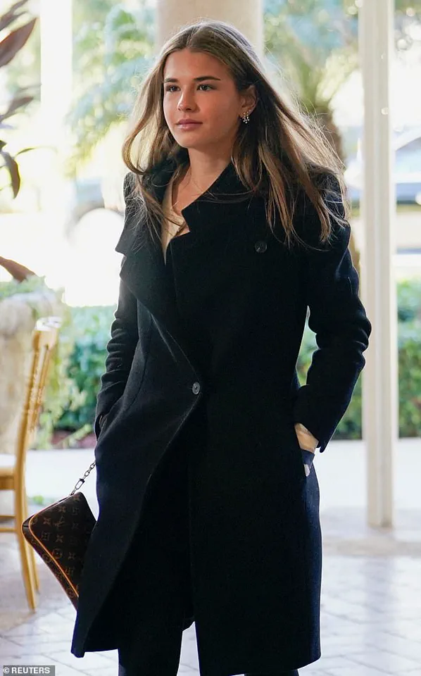 Trump Hosts Lavish Wedding for Aide at Mar-a-Lago, Drawing Prominent Republican Figures in Second Term