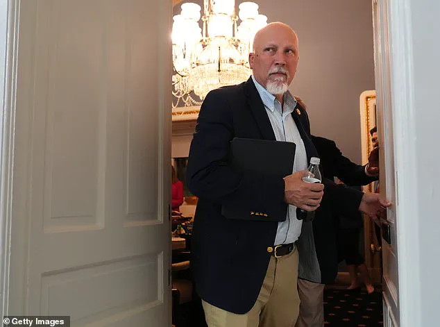 Unexpected Bipartisan Effort Targets Insider Trading Ethics in Congress