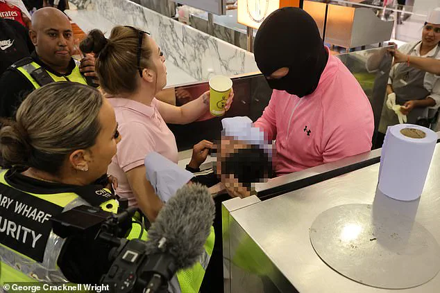 Violent Confrontation Breaks Out Between Anti-Migrant Protesters and Police at Canary Wharf