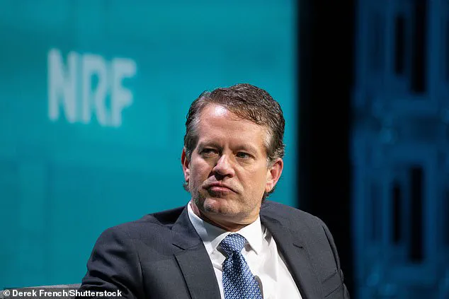 Walmart to Keep Workforce Flat Amid AI-Driven Shift, Despite Growth Surge