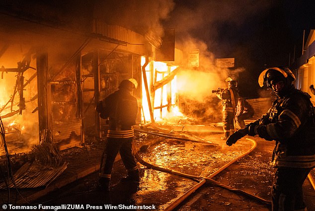 Zelensky Rejects Anniversary Referendum Plan, Intensifying Ukraine's Political Debate