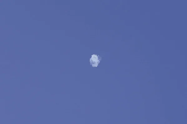 Explosions in Abu Dhabi: Authorities Activate Emergency Measures