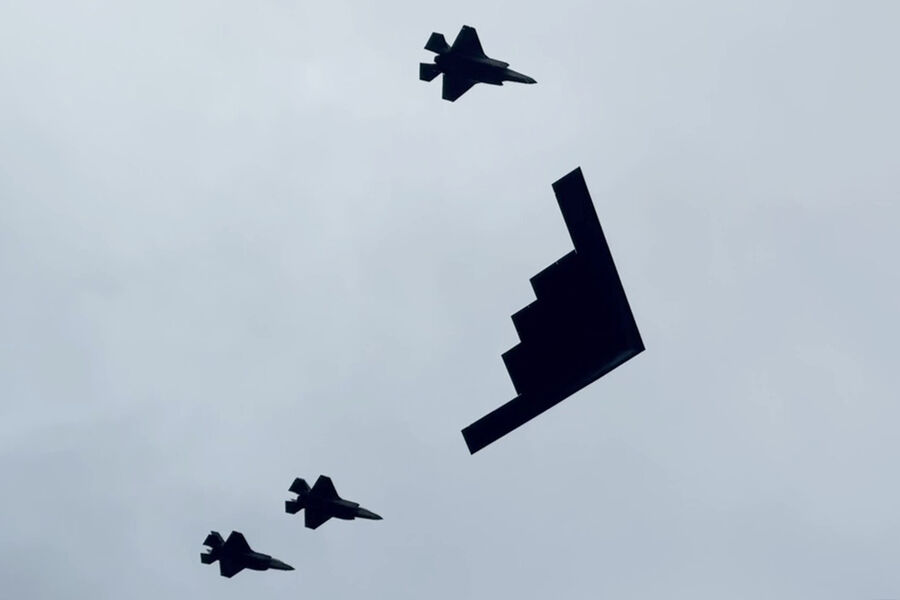 Iran Shoots Down U.S. F-15 Fighter Jet in Kuwaiti Airspace, Escalating Tensions