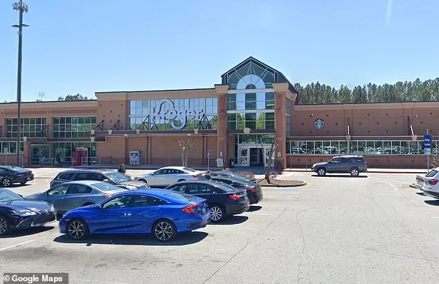 73-Year-Old Great-Grandmother Assaulted in Kroger Aisle, Assailant Smirks Before Fleeing