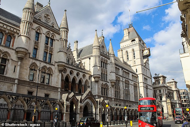 Kevin Spacey Faces New Allegations of Sexual Abuse from Teenage Years in Civil Case