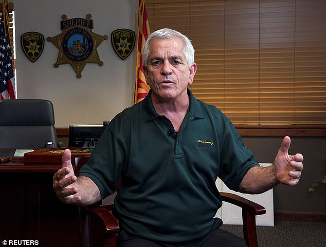 Savannah Guthrie and Sister's Heartbreaking Note for Missing Mother: 'Our Love Burns Bright