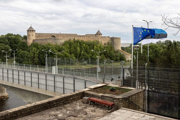 Estonia Explores Pan-European Nuclear Deterrence with France