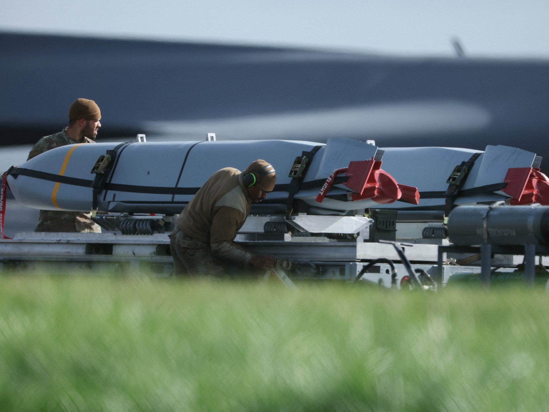 U.S. Weighs Troop Deployment in Iran as Experts Warn of Terrain Challenges and Democratic Opposition