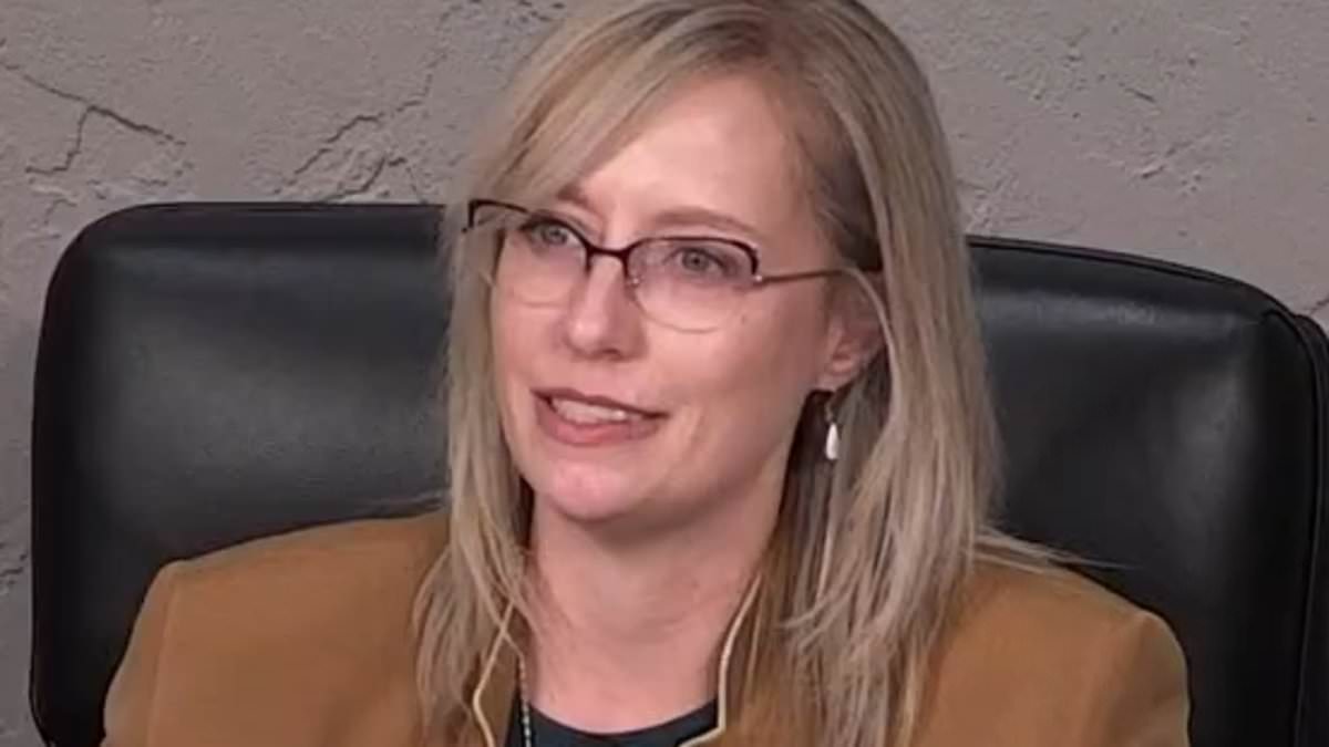 Arvada Mayor Lauren Simpson Vows to 'Kick Cancer's Butt' After Breast Cancer Diagnosis